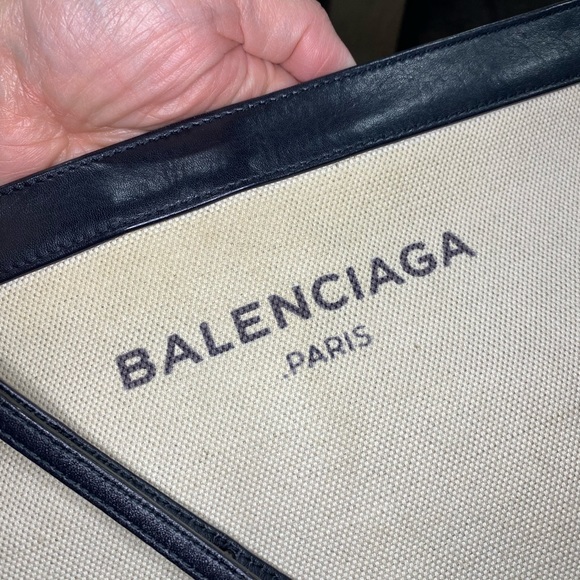 BALENCIAGA Crossbody bag - Picture 3 of 16